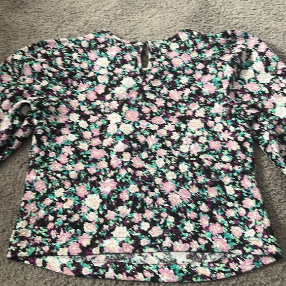 NWT purple pink top with key hole opening - Picture 3 of 5